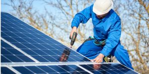 Installation Maintenance Panneaux Solaires Photovoltaïques à Puginier
